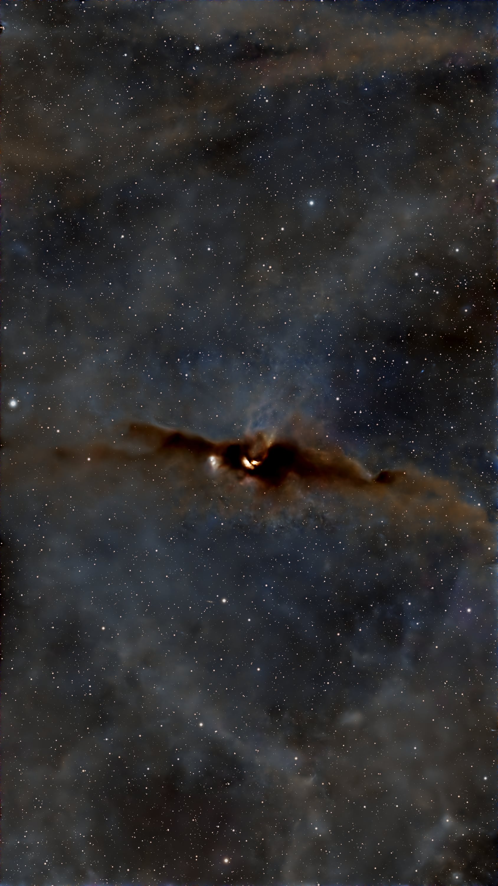 LDN 43 Nebuleuse sombre, 68x600s - Askar 71F et ASI585MC