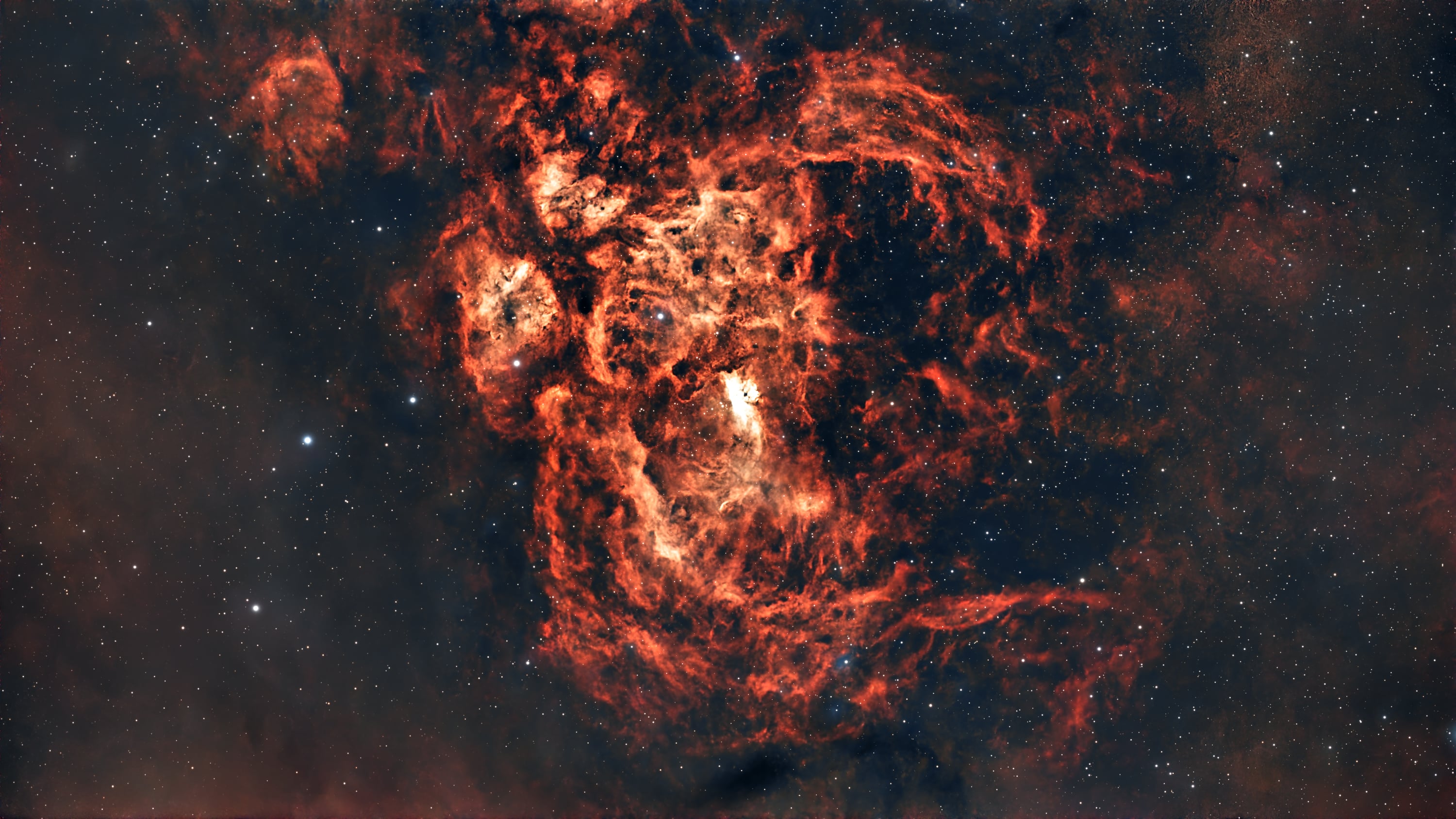 NGC 6357 Nebuleuse du Homard, 38x300s - Askar 71F et ASI585MC